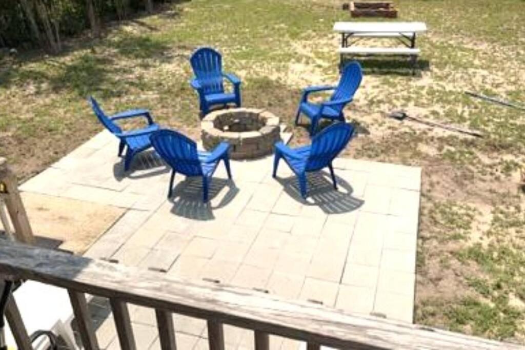 Dazzling Centrally Located Ocean View W 2 Kings, Huge Private Yard, 2 Decks, Firepit, Bbq Мертл-Біч Екстер'єр фото